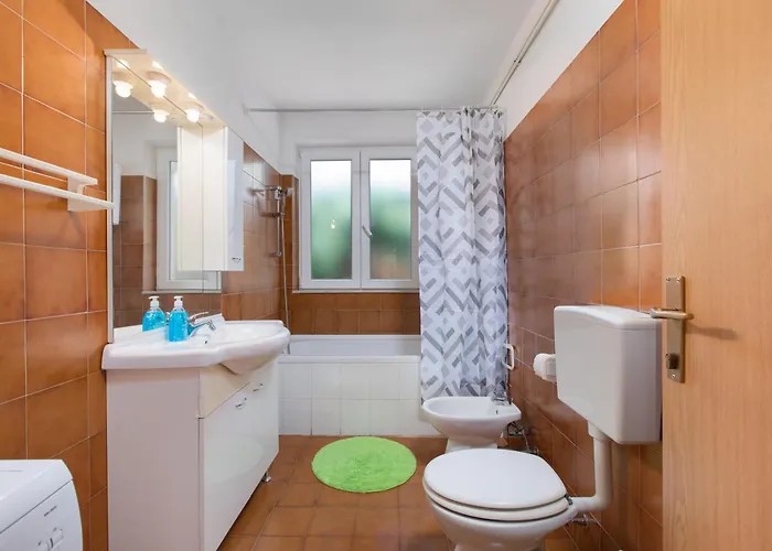 Mira Apartment