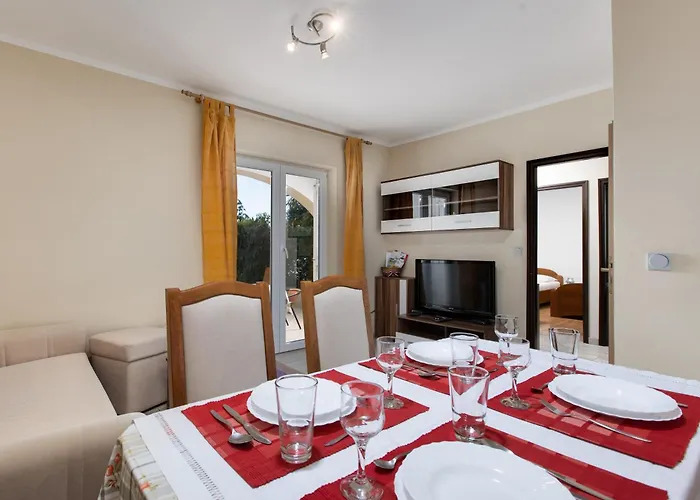 Apartment Mira Punat